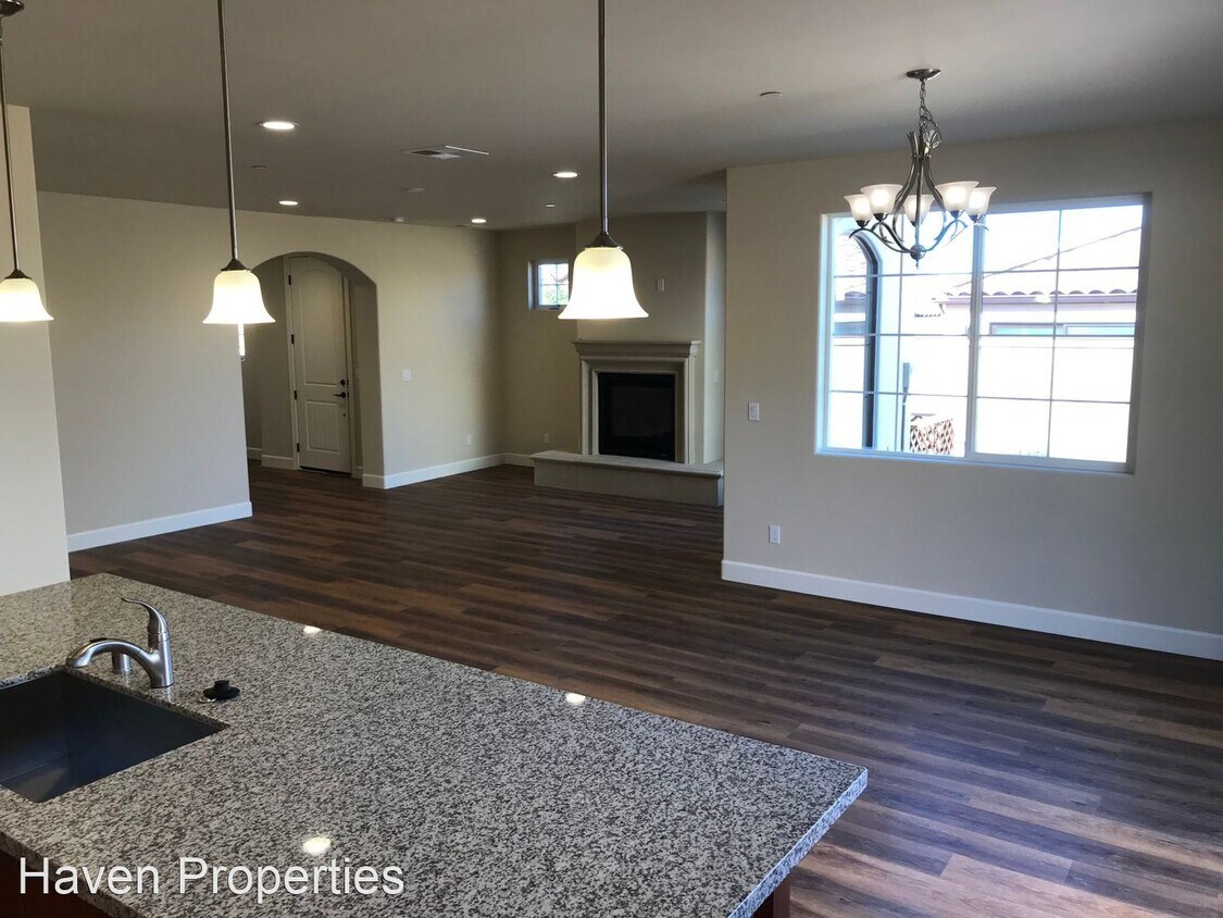Primary Photo - 3 br, 2.5 bath House - 3082 Arezzo Drive