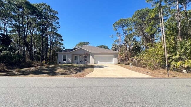 Building Photo - Spacious 4BR Home with Well Water, Pet-Friendly & No HOA