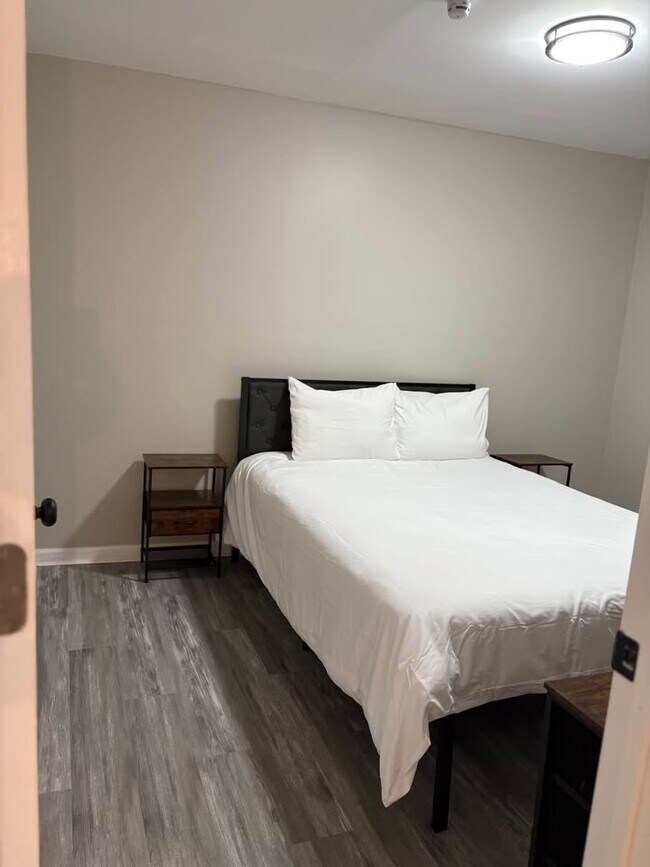 Foto del edificio - 1507 Centre St