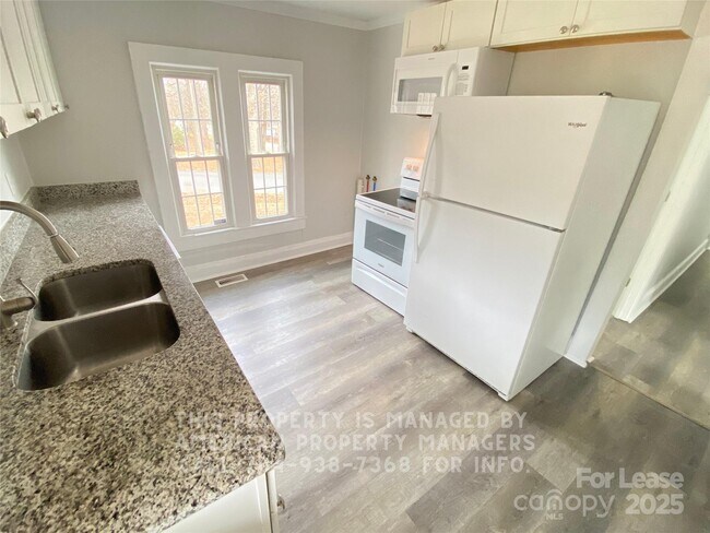 Foto del edificio - 198 Brown St SW