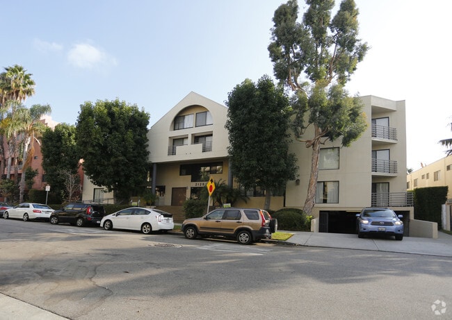 Building - 2120 Bentley Ave