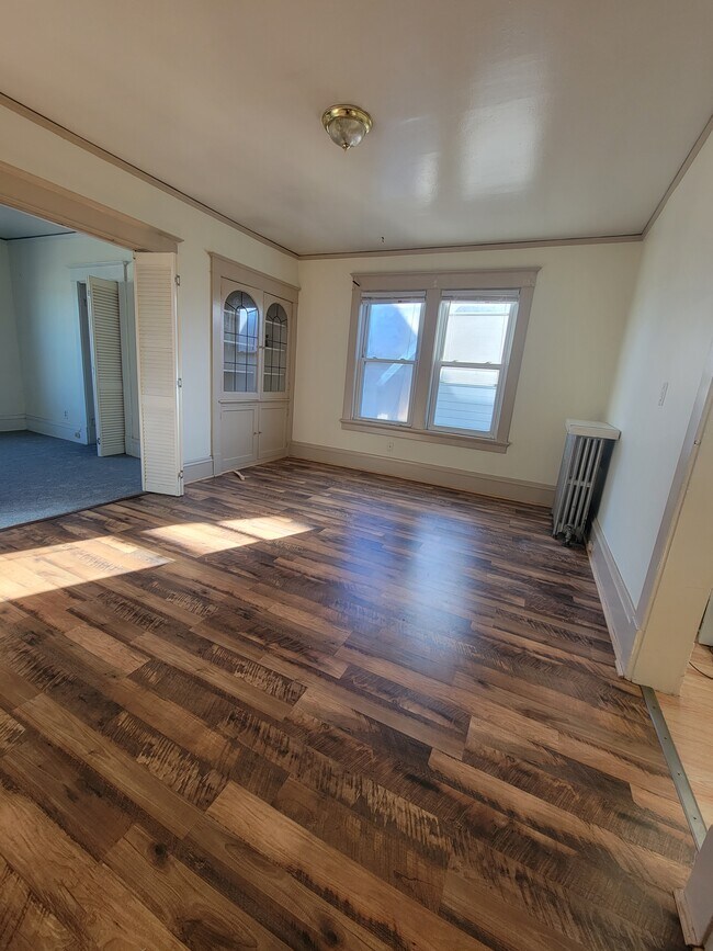 Building Photo - 3215 N Holton St