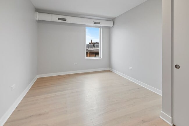 Foto del edificio - 4637 N Ashland Ave