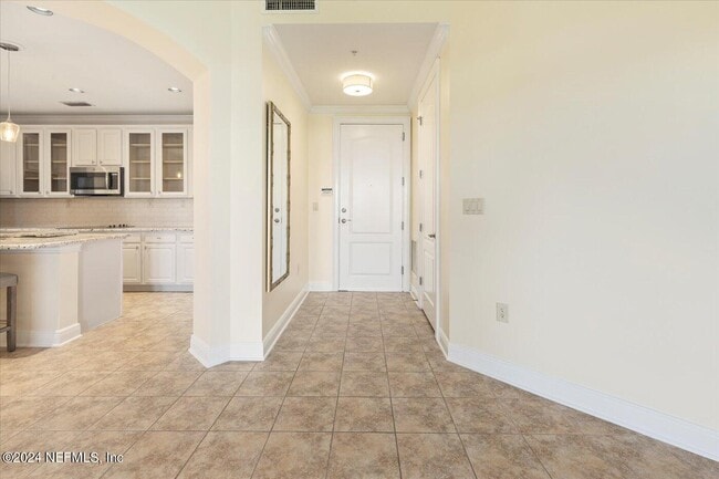 Building Photo - 4300 S Beach Pkwy