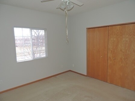 Building Photo - $1,195 | 2 Bedroom, 1 Bathroom Condo | Cat...