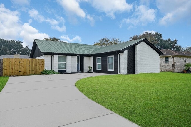 Building Photo - 2903 Dunrich Ct