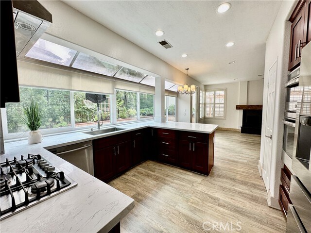 Building Photo - 6 Sandbridge