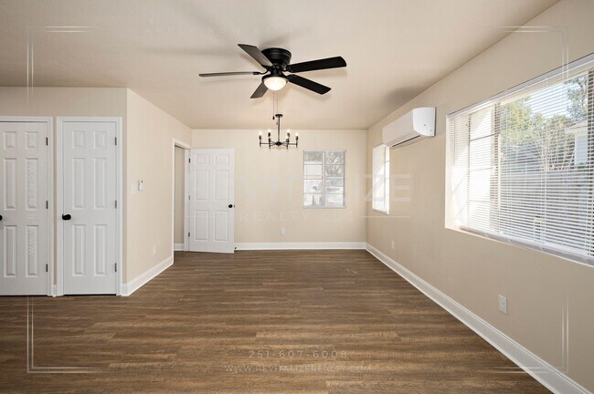 Foto del edificio - 1704 McGill Ave