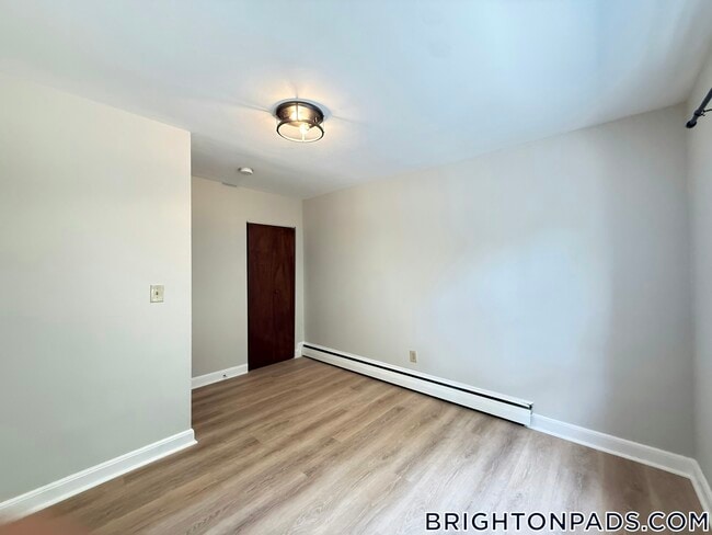 Building Photo - 63 Selkirk Rd