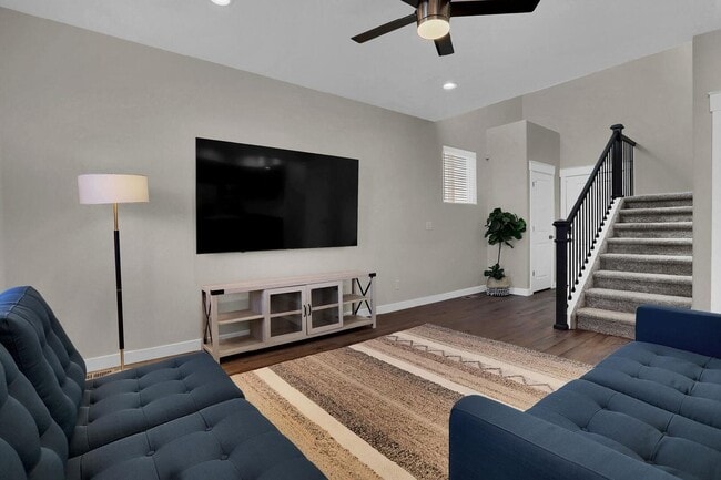 Building Photo - 3792 Venice Grove