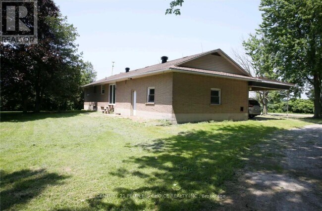 Photo du bâtiment - 1086 Lakeshore Rd