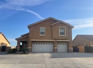 Building Photo - 17565 Owen St