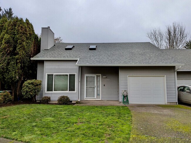 Foto del edificio - Discover This Charming Home in Wilsonville.