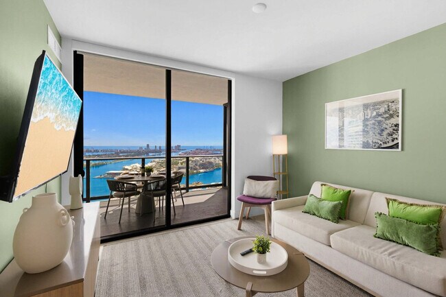 Foto del edificio - 601 NE 1st Ave