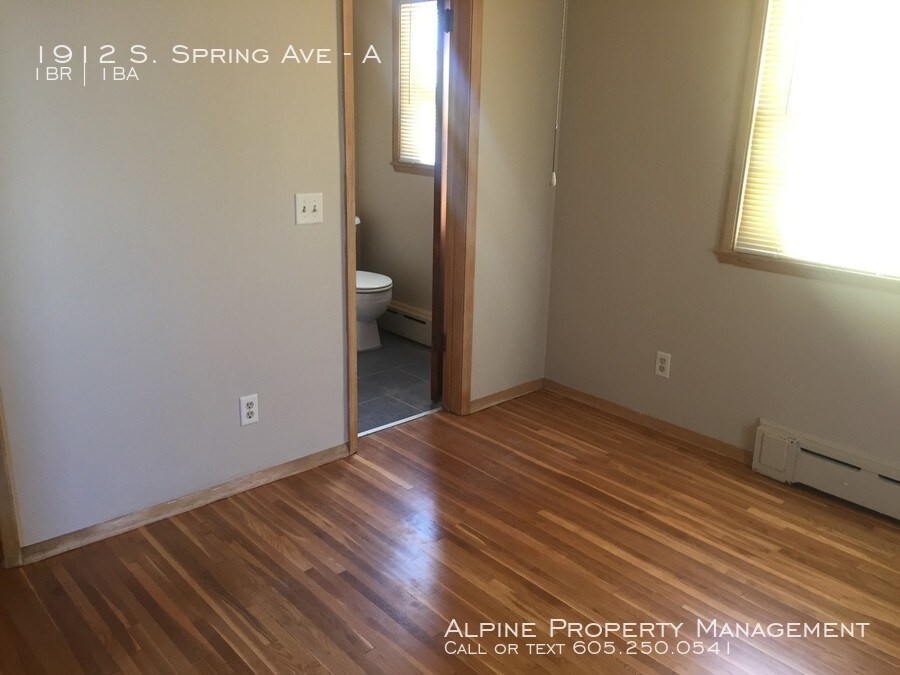 Foto principal - 1912 S Spring Ave