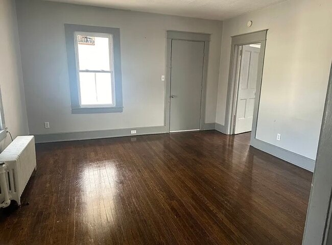 Building Photo - 404 Exchange Ave