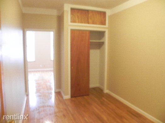 Building Photo - 157 Driggs Ave