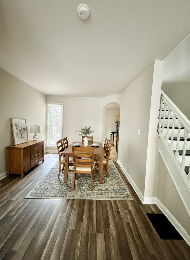 Photo - 5537 Harmer St Townhome