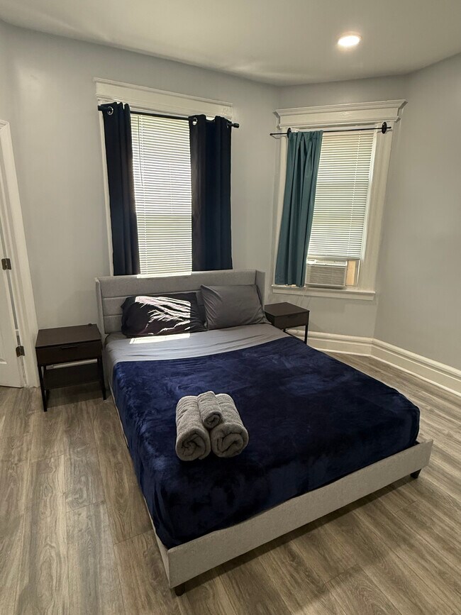 Foto del edificio - 321 Park Ave