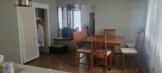 Foto del edificio - 325 S Michigan Ave