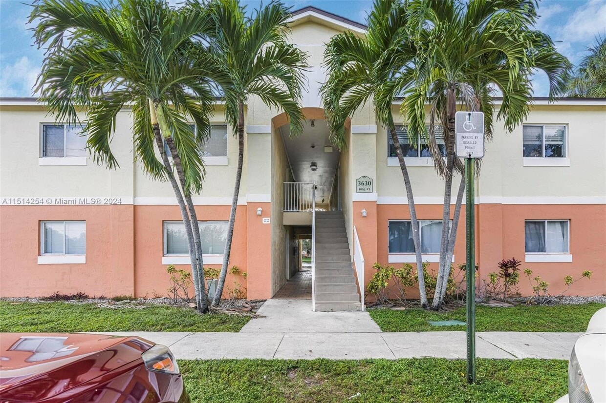 3630 N 56th Ave Unit 303, Hollywood, FL 33021 Condo for Rent in