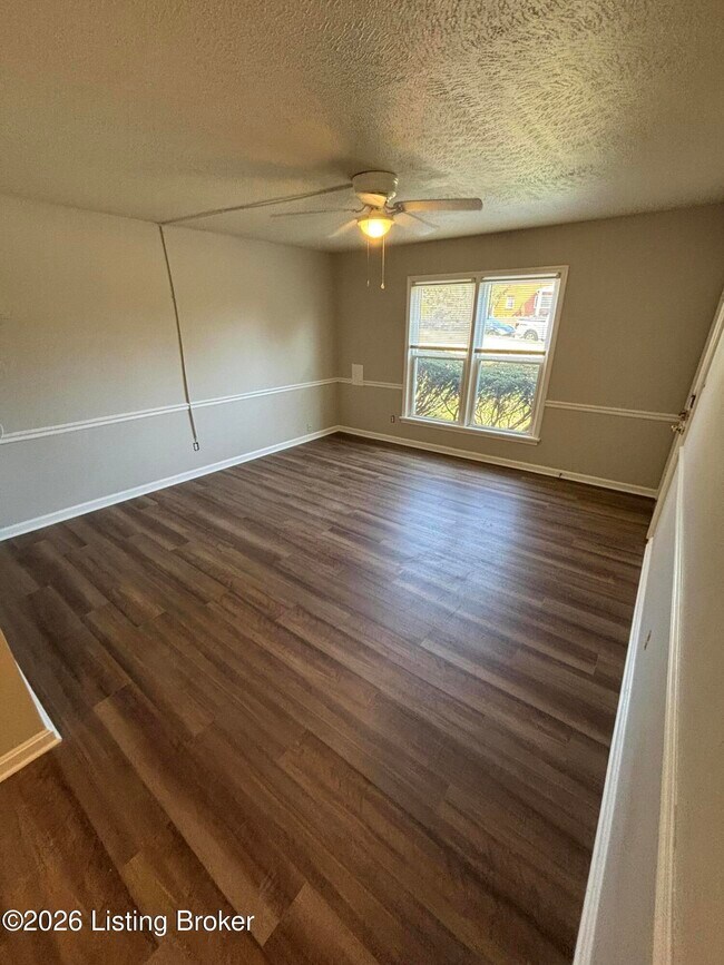 Building Photo - 2716 Riedling Dr