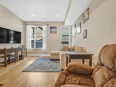 Foto del edificio - 826 Irving St
