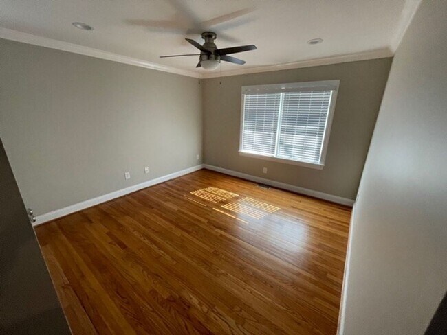 Foto del edificio - 4881 Oak Level Rd