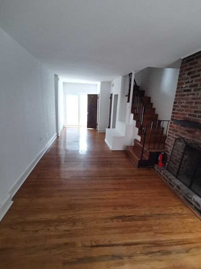 Floor 1 - 255 S Warnock St