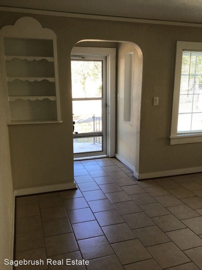 Foto del edificio - 2 br, 1 bath House - 1817 Gidding Street