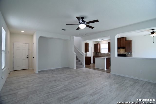 Building Photo - 2405 Sunset Bend