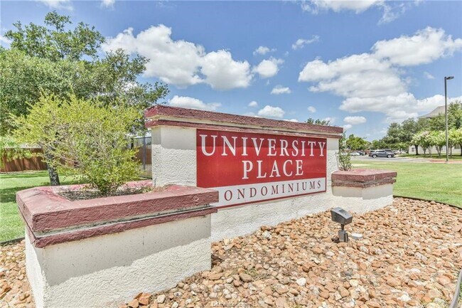 Foto del edificio - 529 Southwest Pkwy