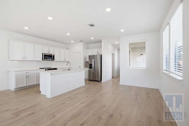 Building Photo - 2519 Rose Archer Ln