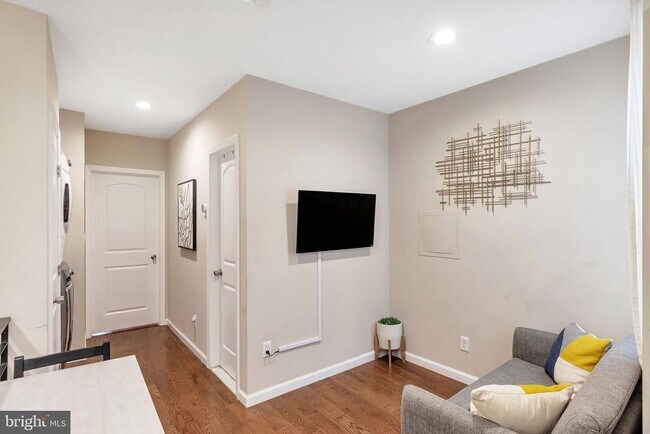 Foto del edificio - 2236 Reed St