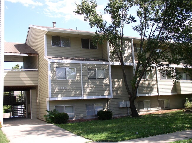 Building Photo - 1310 Kentucky St