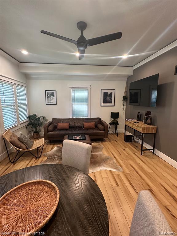 Foto del edificio - 30438 Fairfax St