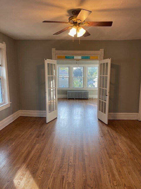 Foto del edificio - 122 Elgin Ave