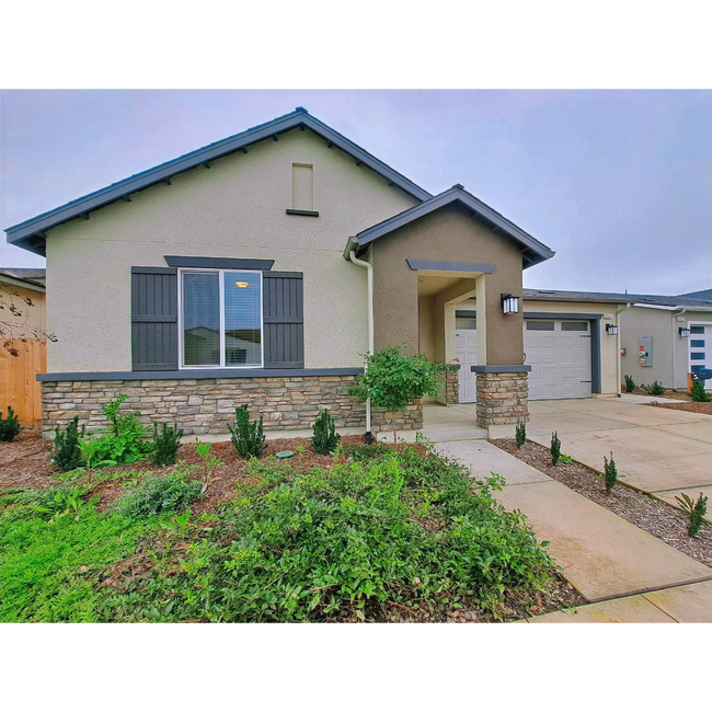 Foto del edificio - 3 Bedroom Home Near Armstrong & Olive!