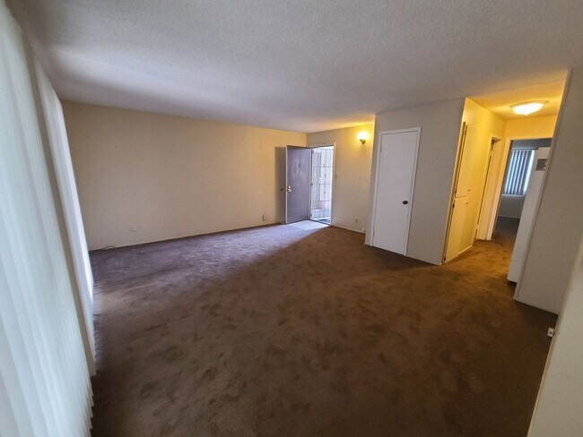 Foto del edificio - Utilities Included! Hayward 2-Bedroom with...