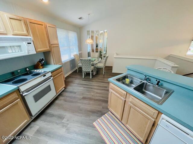 Building Photo - 228 Kings Trail
