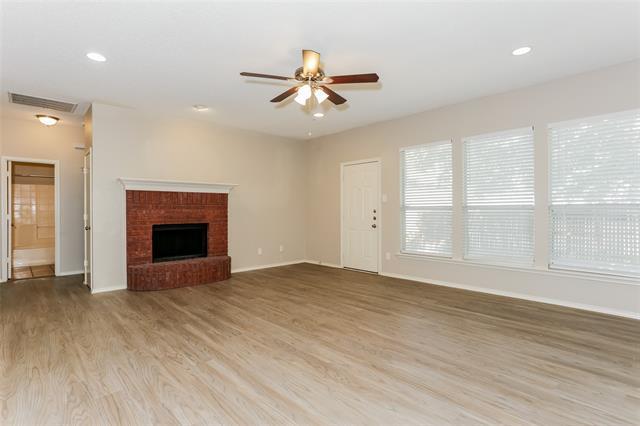 Building Photo - 815 Ackers Dr