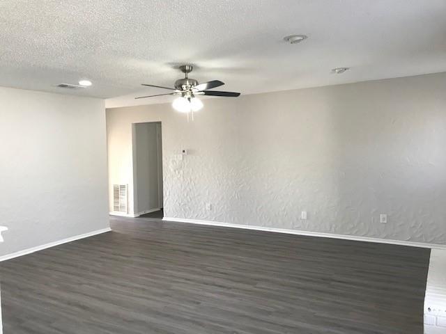 Foto del edificio - 1425 Monica Ct