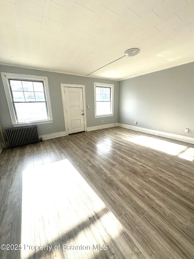 Building Photo - 539 Hazle St
