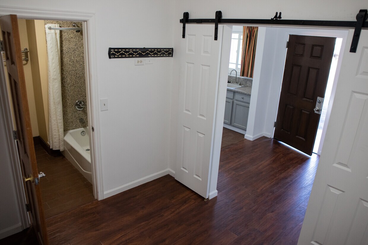 40 Apartments for Rent in Lake View Terrace, CA Westside Rentals