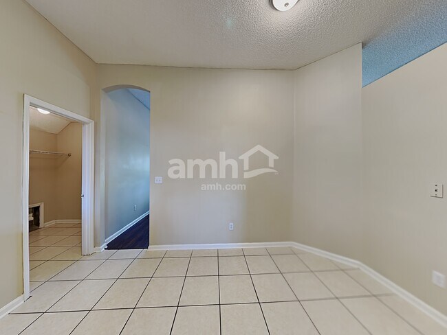 Building Photo - 2931 Plum Orchard Dr