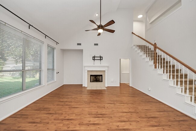 Building Photo - 3715 Hawkins Ct