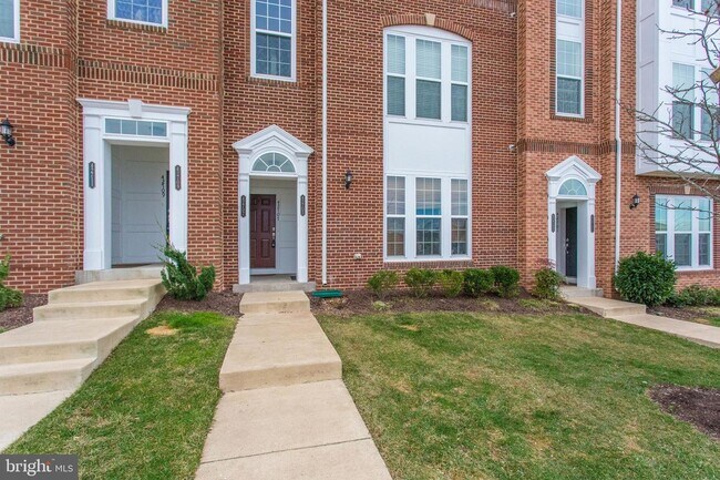 Foto del edificio - 42707 Wardlaw Ter