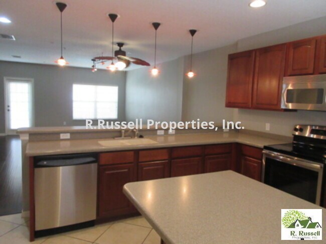Building Photo - 280 Solaris Wharf St