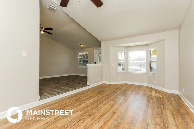 Foto del edificio - 6303 Oren Ct