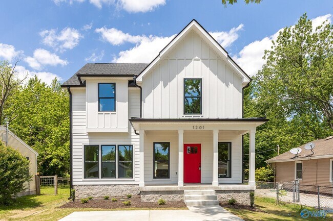 Foto del edificio - 1201 Halsey Ave NE